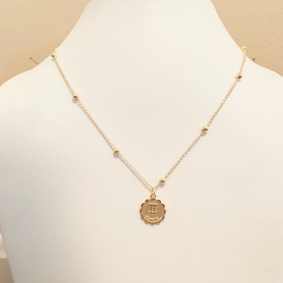 Zodiac Aquarius Necklace - Picture 2 of 3